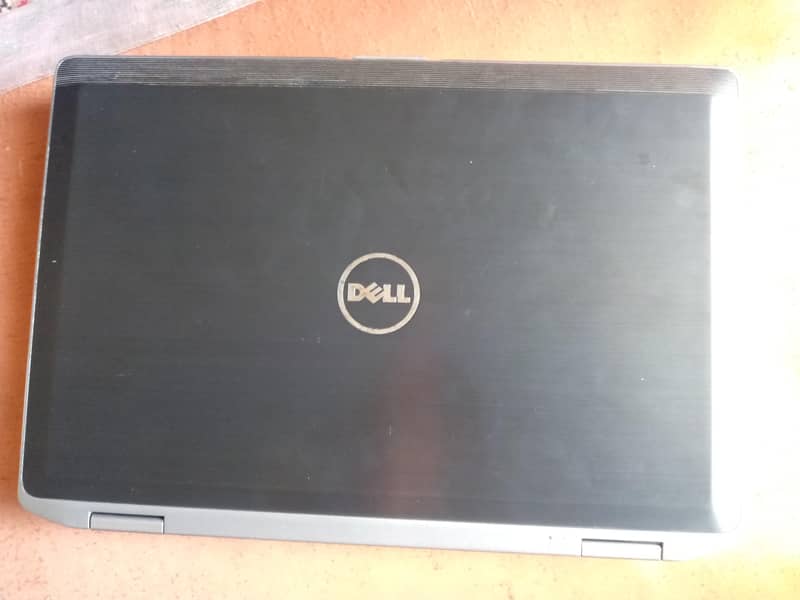 Dell Latitude E6420 1