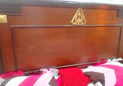 bed set//wooden bed//bed with dressing // bed for sale