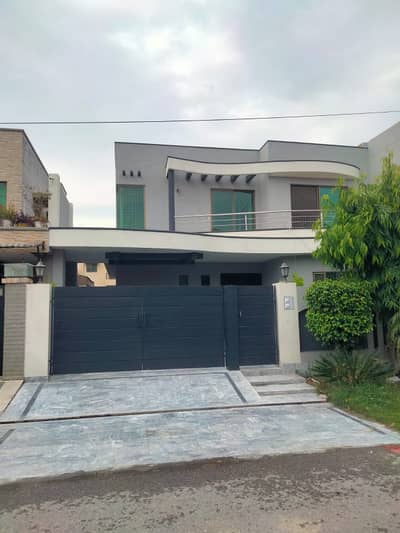 5 Beds 13 Marla Double Unit House for Rent in Ex Air Avenue DHA Phase 8 Airport road Lahore.