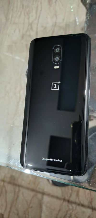 one plus 6t 8/256 good camera like iphone 12