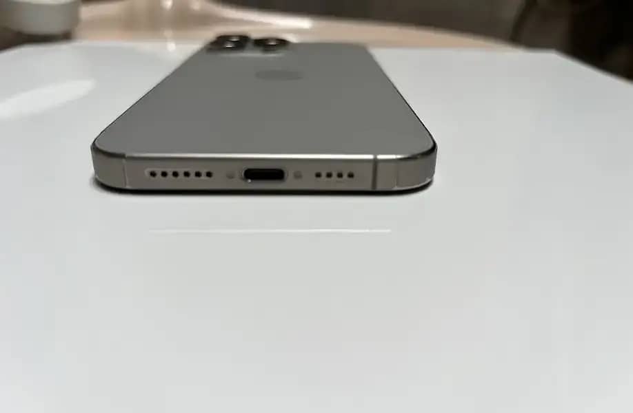 iphone 15 pro max PTA 5