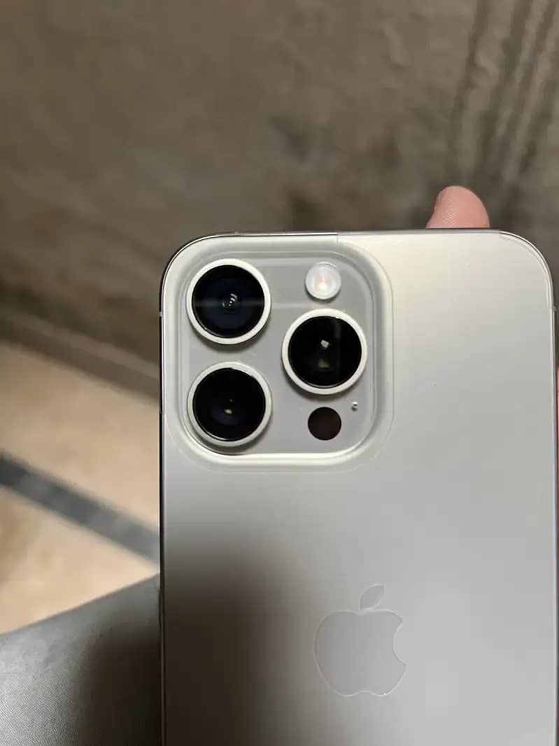 iphone 15 pro max PTA 10