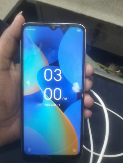 10/10 condition hn with charger