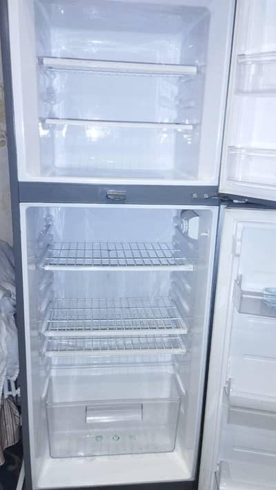 9/10 fridge for sell due to shifting