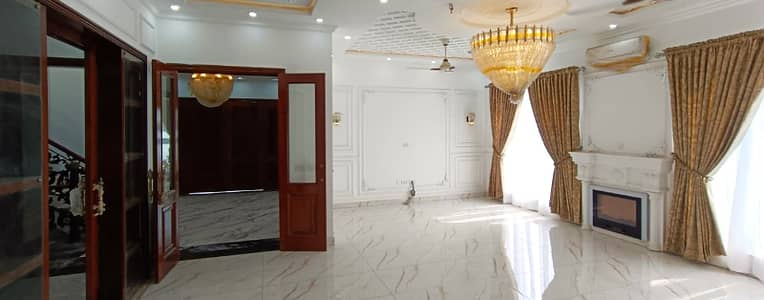 1 Kanal Luxury House For Rent DHA Phase 8