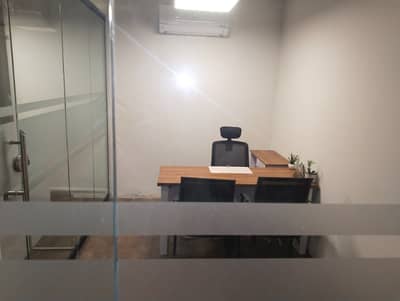Fully independent furnished office with Electricity and services