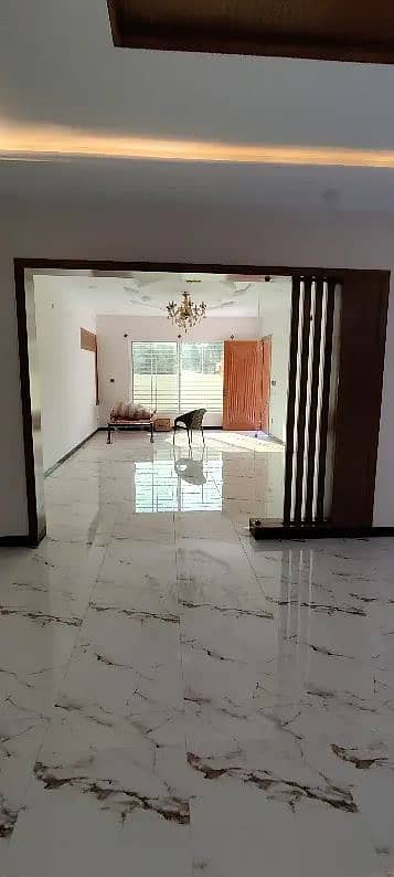 G 13 20 MARLA UPAR POTION AVAILABLE FOR RENT