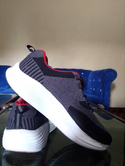 new UK brand Nike shoes, condition new size 41.5