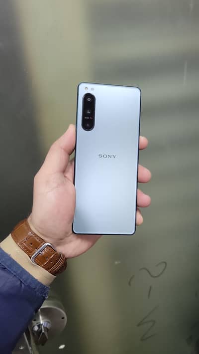 sony xperia 5 mark 4 non pta 4 month sim time