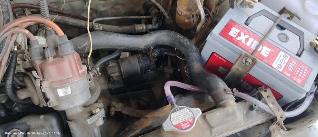 Mehran silver colour model 2006 2