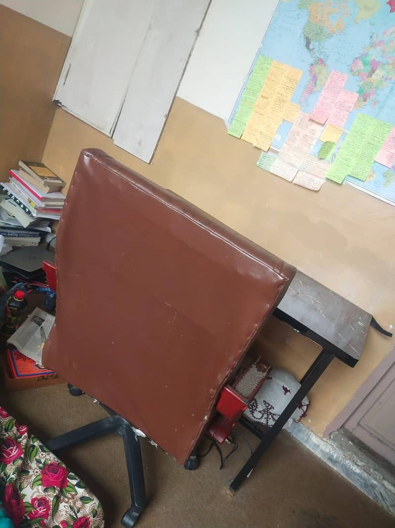 study Table and chair 9