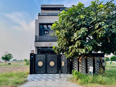 5 MARLA BRAND NEW HOUSE AVAILABLE FOR SALE (AT REASONABLE PRICE) IN ROYAL PALM CITI GUJRANWALA