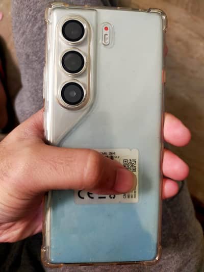 Brand New Tecno Camon 40 PRO