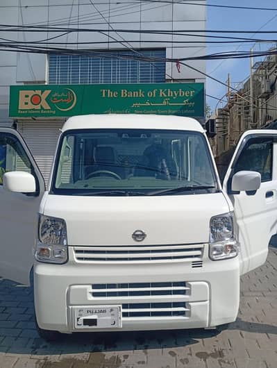 Nissan clipper 22/26  New condition avrg 18 plus