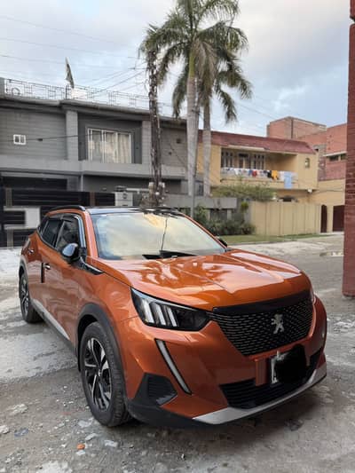 Peugot 2008 Allure 2023 Model Fusion Orange.