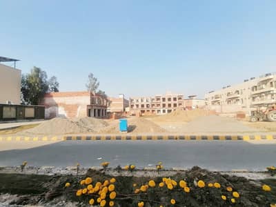 900 Square Feet House Available In Bahria Orchard Phase 1 For sale