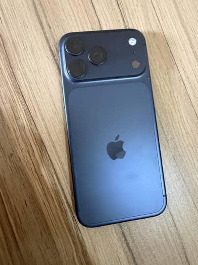 iPhone 17 Pro Max – 256GB – Blue – Like New