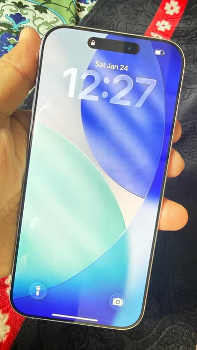 Iphone 16 pro max 4 months warranty