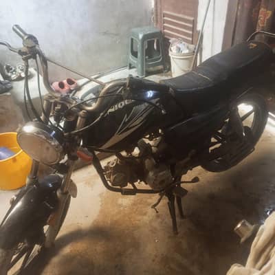 unique 100cc chalne Mein okay 03152154924