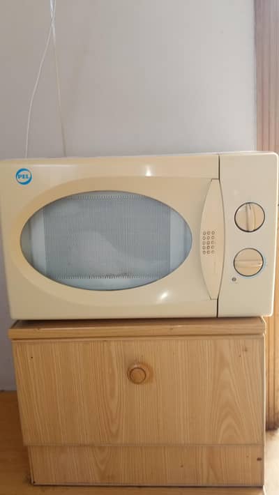 Microwave Oven