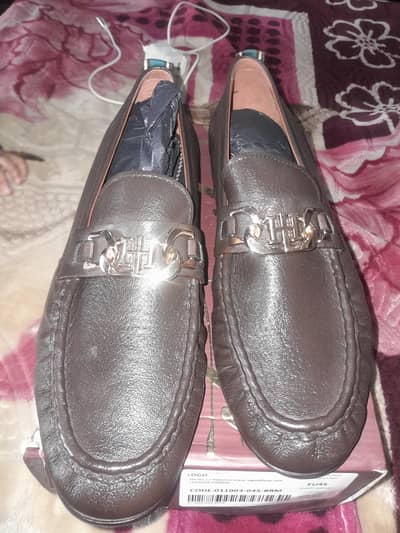 logo brand new shoes  not use