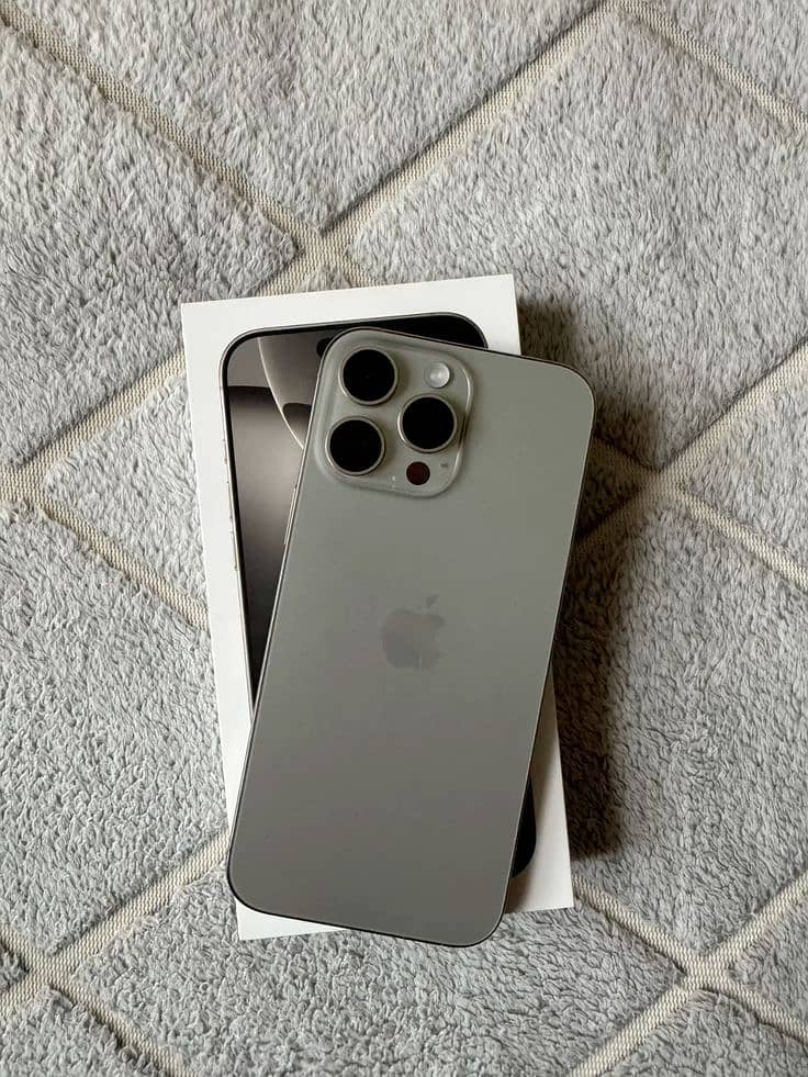 iPhone 15 Pro Max Fully working device 0