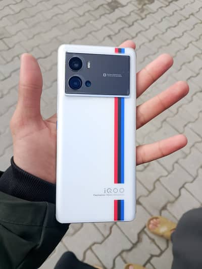 Vivo iQOO 9 Pro