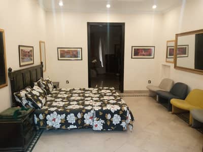 A BEAUTIFUL HOME AT MAIN ROAD IDEAL FOR COMMERCIAL PURPOSE