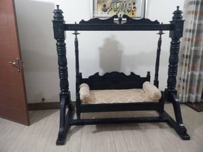 Pure sheesham wood/hand curved/jhoola for sale (tali ki lakri)