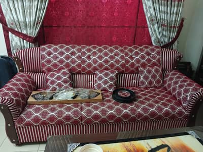 7 Seater Like-New Sofa Set