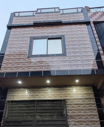 3 marla house for sale. spacious and airy.