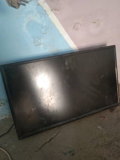 LCD for sale Sath water moter b hai