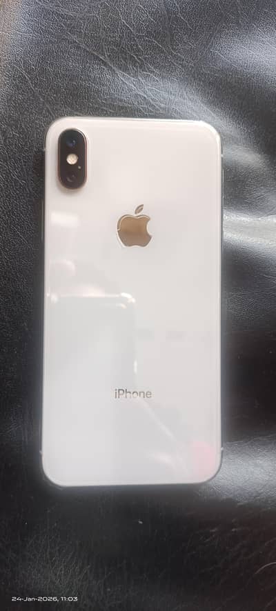 iphone X - 256GB -Like New 10/10 - Jv factory unlocked - with box