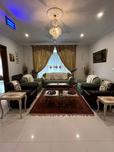 Luxury Farninsh Lower Portion E-11/2 Markez Islamabad