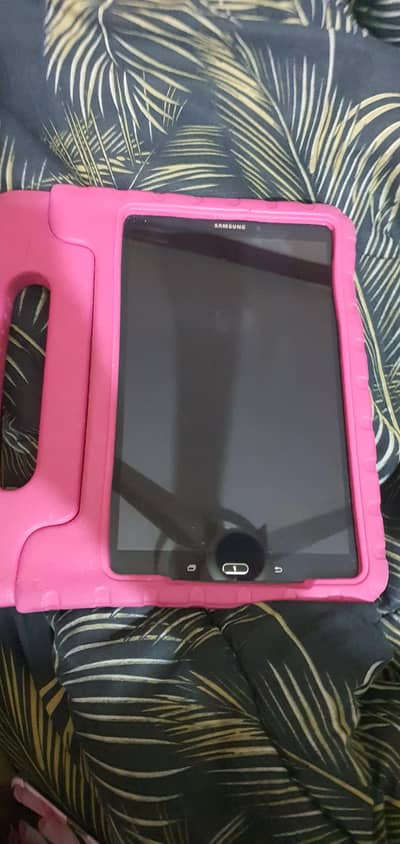 Samsung galaxy SM-T580