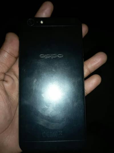 all ok ha 10by10 ha argent sale karna ha 3.32 ha