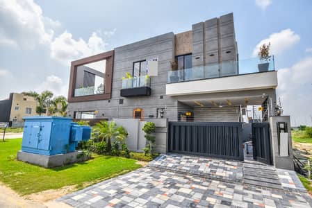 10 MARLA BRAND NEW MODERN DESIGNER HOUSE FOR SALE
