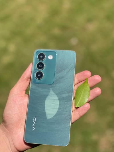 Color changing Vivo y100