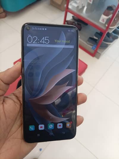 vivo y30 old is Gold 9/10