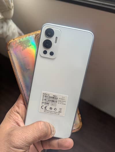 Infinix Hot 12 (6GB RAM / 128GB Storage)