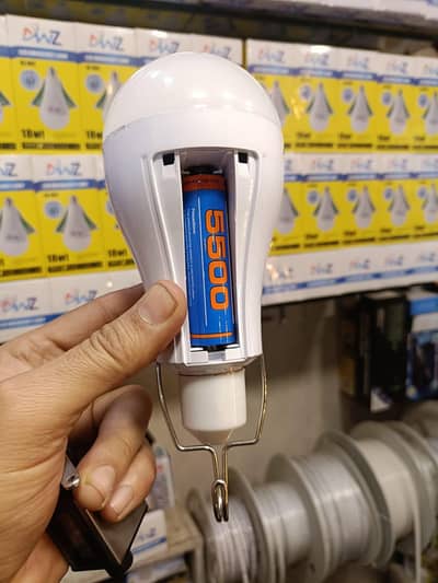 Rechargeable Bulb with 2 Lithium Powerful Batteries