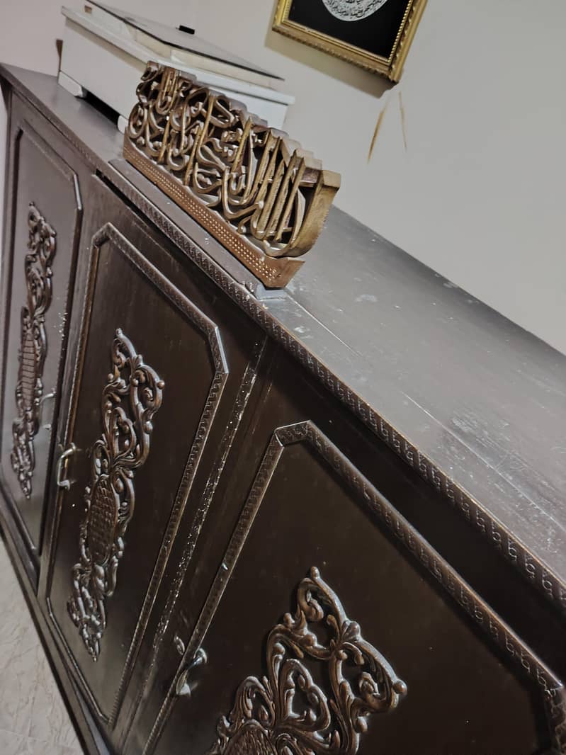 3 door wardrobe solid wood 1