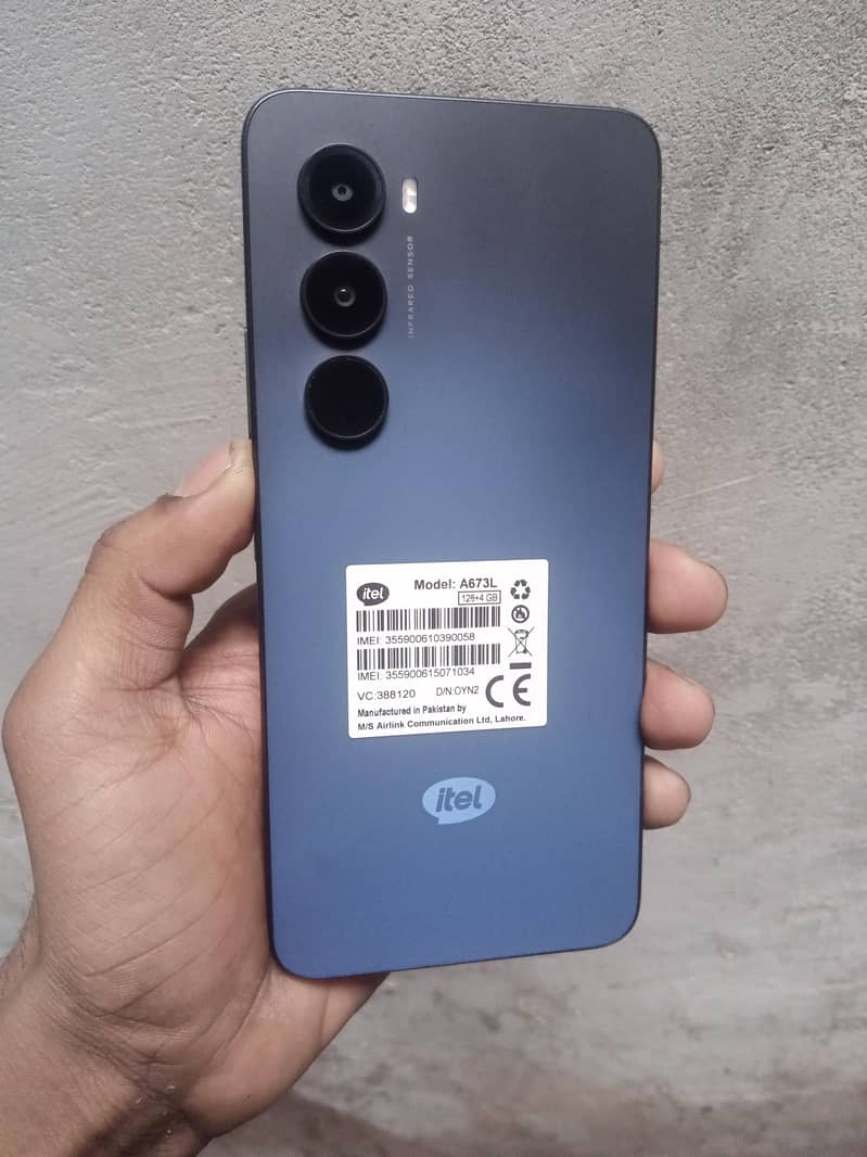 itel a100 . 0