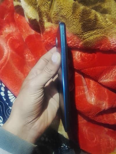 vivo y03t 4+64 GB daba charger sath hai