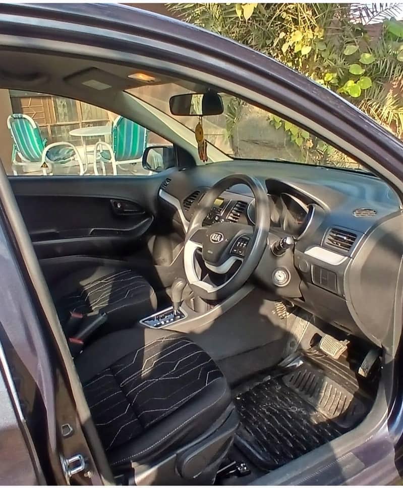 KIA picanto automatic 2020 4