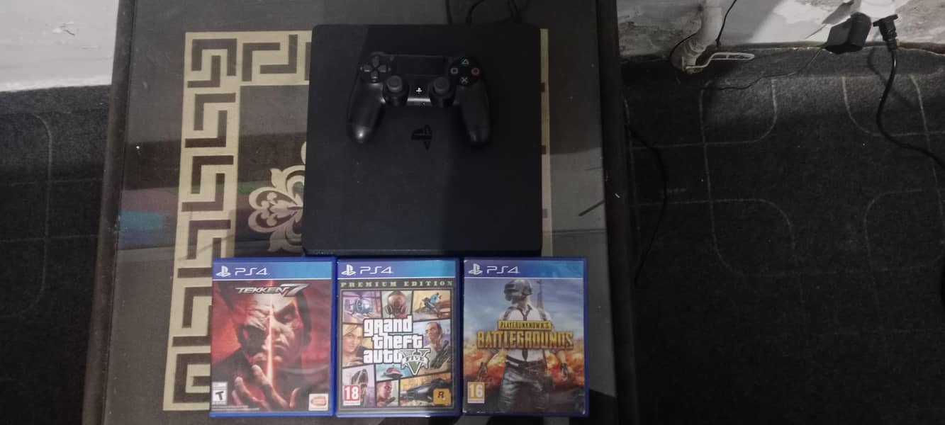 playstation 4 slim with wireless controller 0