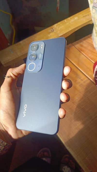 Vivo Y19s original - Neat condition