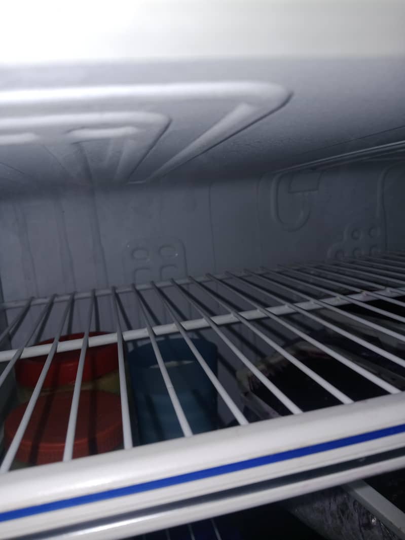 Refrigerator 4