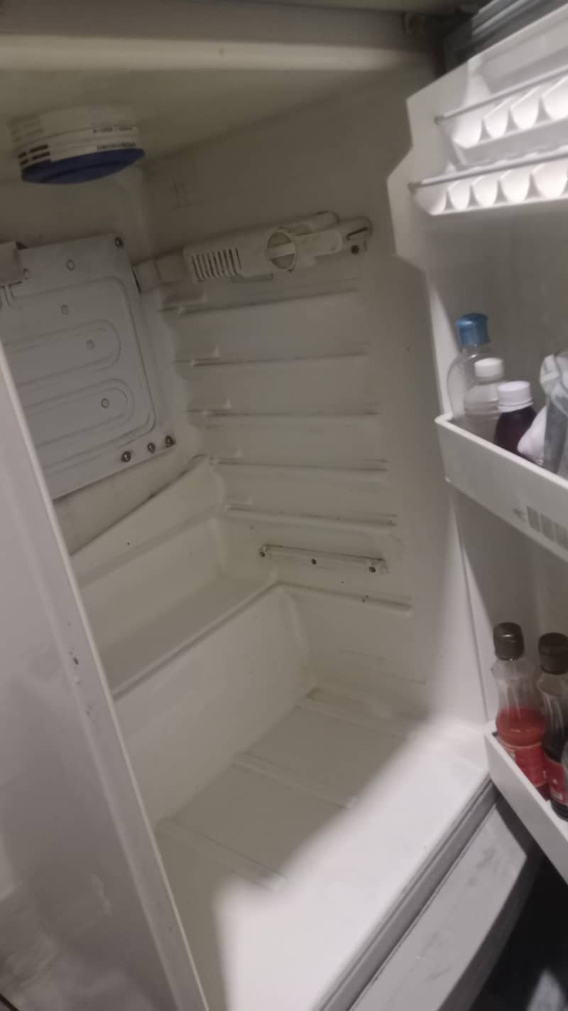 Refrigerator 9