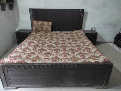 Double bed with side tables and metress